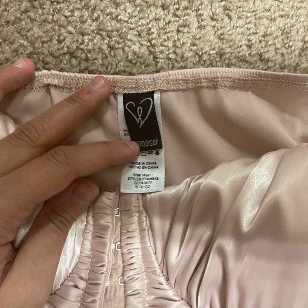 Windsor top